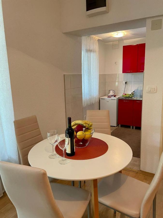 Apartmens Marina Bečići Exteriör bild