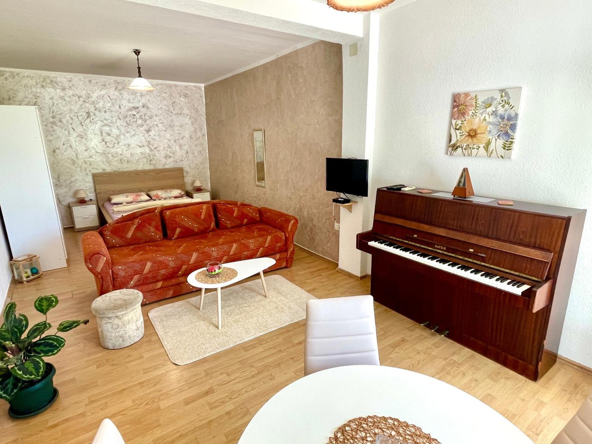 Apartmens Marina Bečići Exteriör bild