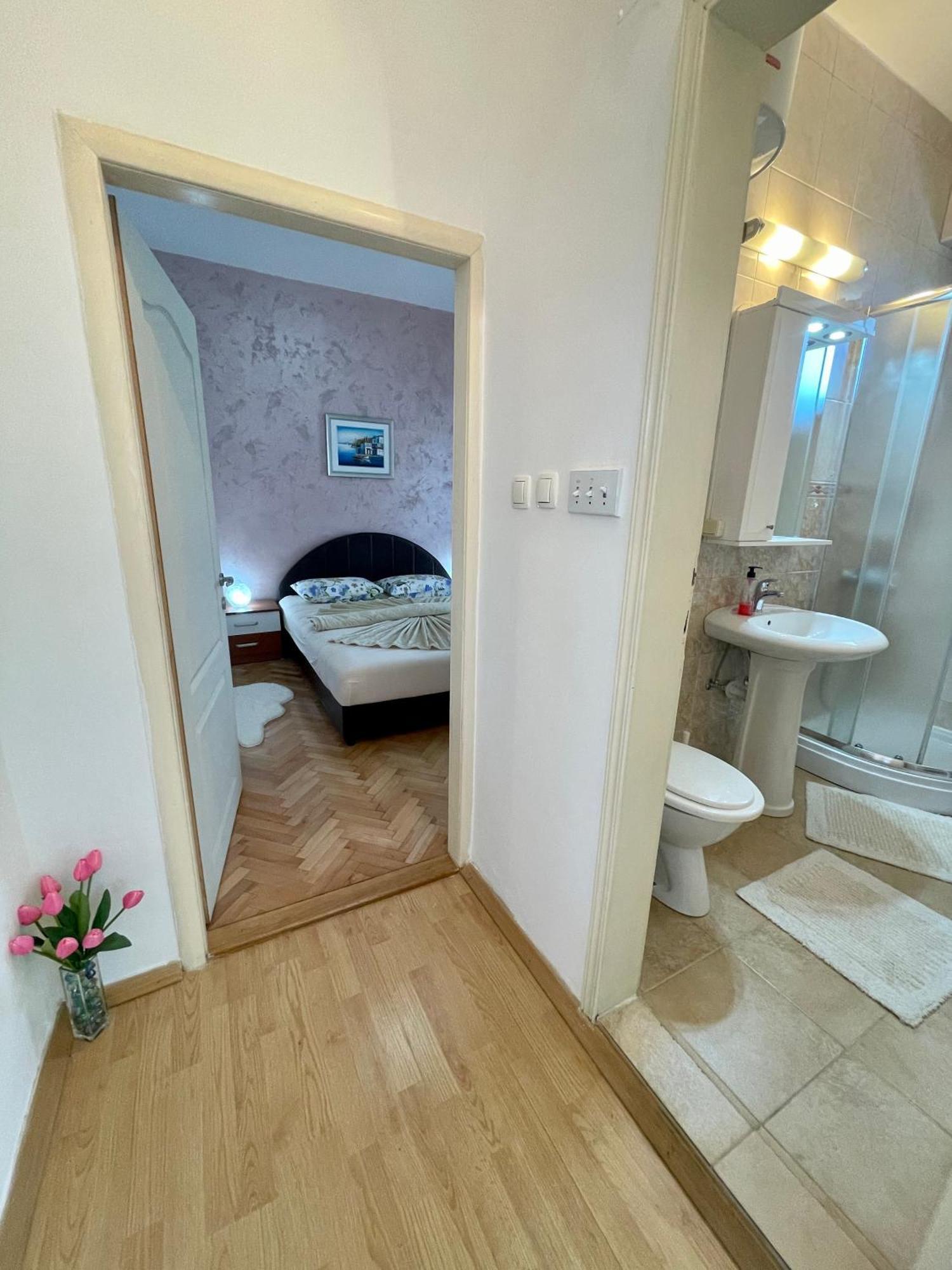 Apartmens Marina Bečići Exteriör bild