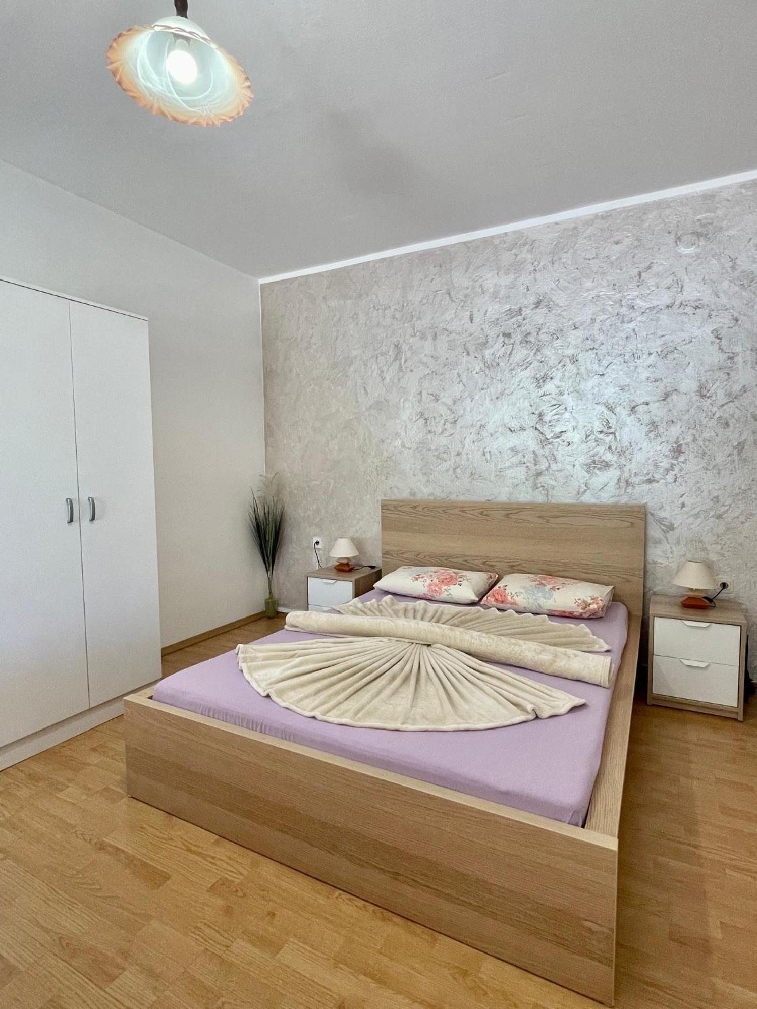 Apartmens Marina Bečići Exteriör bild
