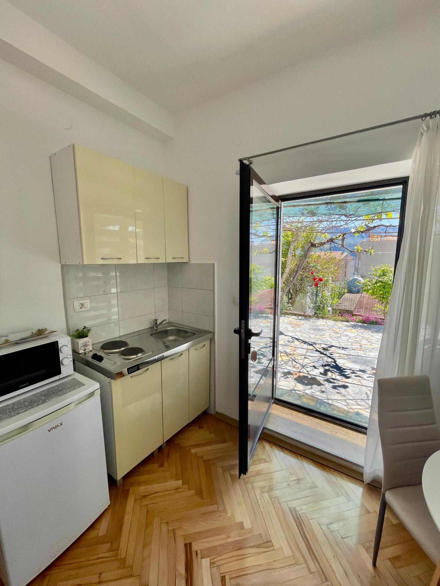 Apartmens Marina Bečići Exteriör bild