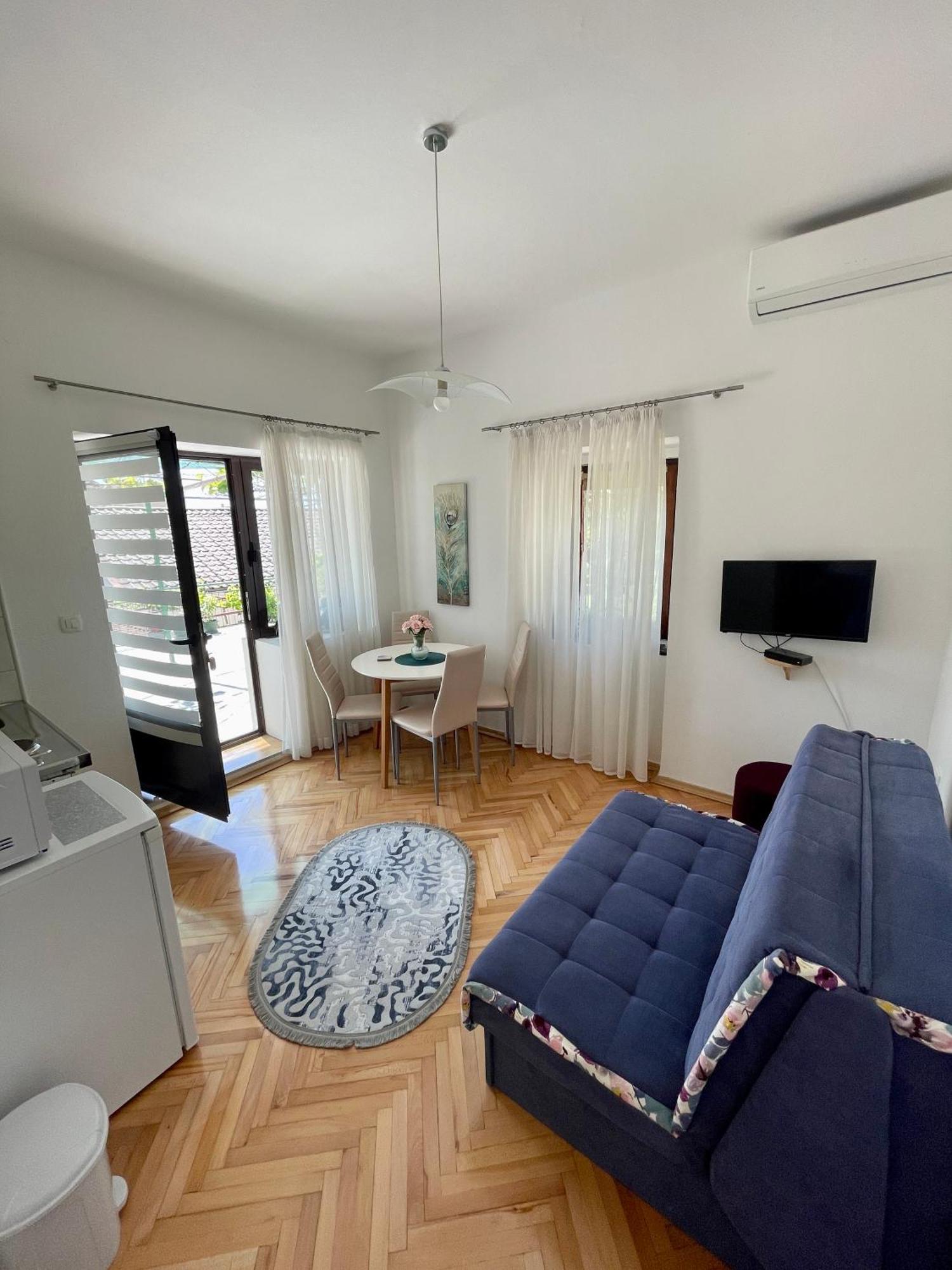 Apartmens Marina Bečići Exteriör bild