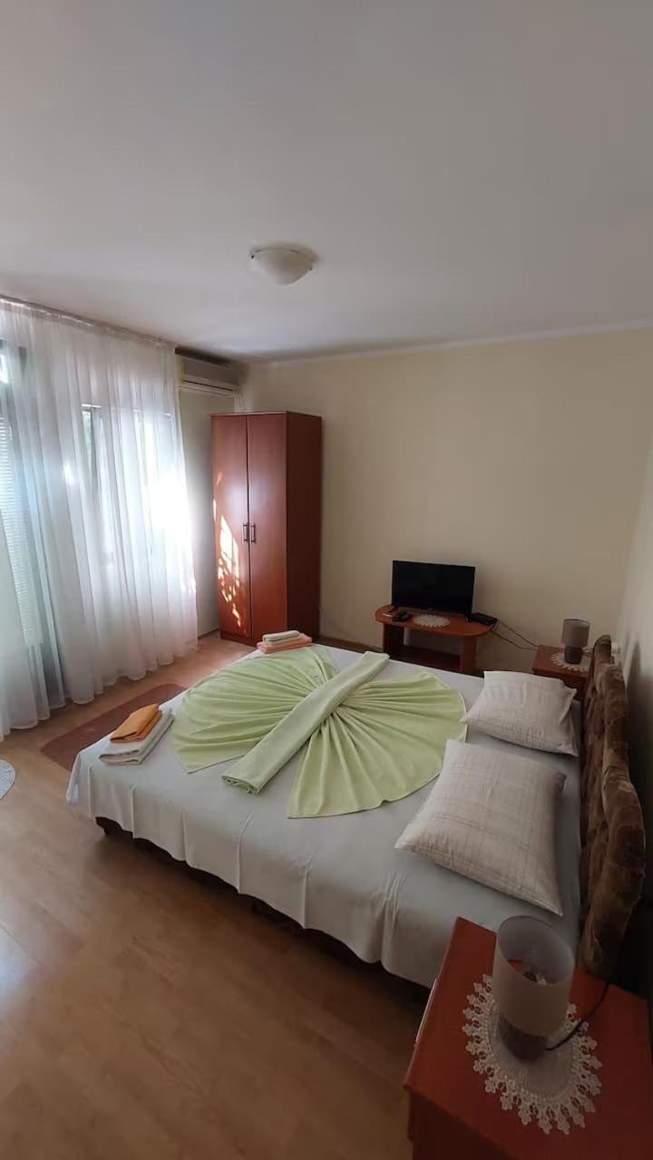 Apartmens Marina Bečići Exteriör bild