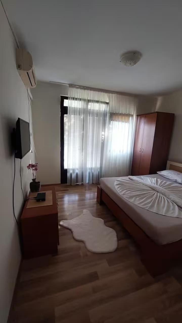 Apartmens Marina Bečići Exteriör bild