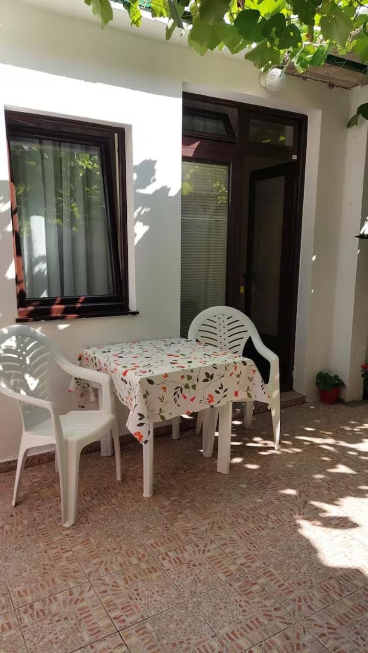 Apartmens Marina Bečići Exteriör bild